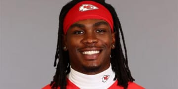 [ACCIDENT] Black Z06 Convertible Belonging to Chiefs Wide Receiver Abandoned Following Major Crash in Dallas