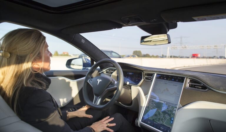 Elon’s Offering, But Automakers Aren’t Interested In Licensing Tesla’s Full Self-Driving System