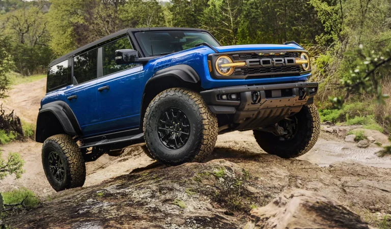 2024 Ford Bronco Raptor now available with black pack