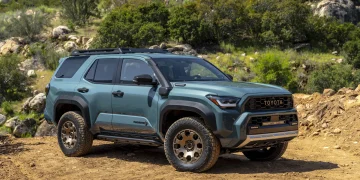 2025 Toyota 4Runner tops this week's new car news and reviews